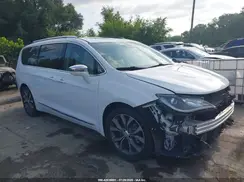 2C4RC1GG5HR822012 2017 CHRYSLER PACIFICA