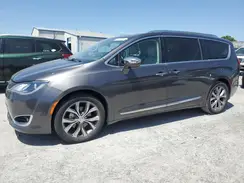 2C4RC1GG5HR841658 2017 CHRYSLER PACIFICA