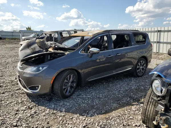 2C4RC1GG5JR107267 2018 CHRYSLER PACIFICA - Image 1