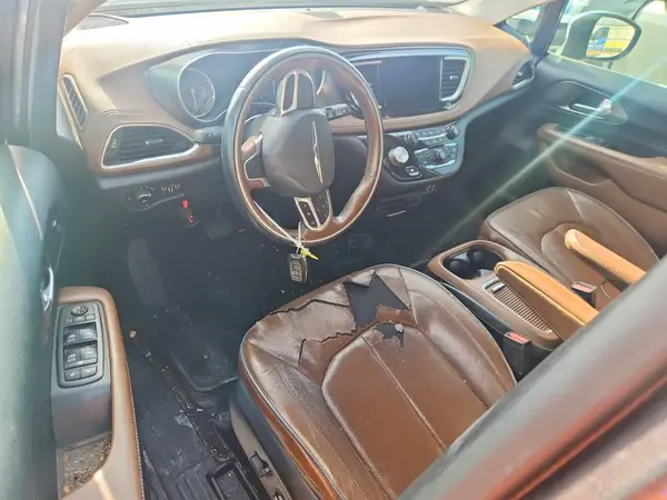 2C4RC1GG5JR112775 2018 CHRYSLER PACIFICA - Image 8