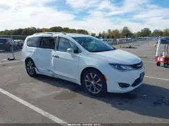 2C4RC1GG5JR117703 2018 CHRYSLER PACIFICA