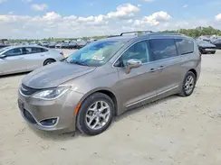2C4RC1GG5JR121041 2018 CHRYSLER PACIFICA