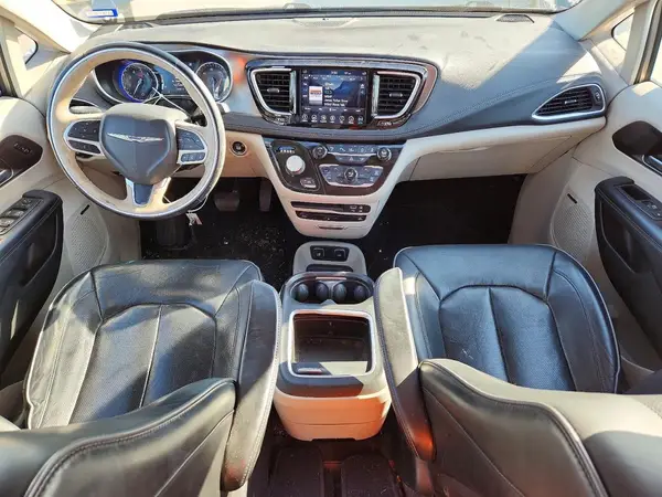 2C4RC1GG5JR122562 2018 CHRYSLER PACIFICA - Image 8