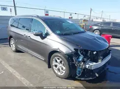 2C4RC1GG5JR131147 2018 CHRYSLER PACIFICA