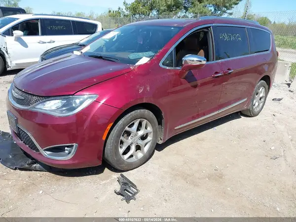 2C4RC1GG5JR149101 2018 CHRYSLER PACIFICA - Image 2
