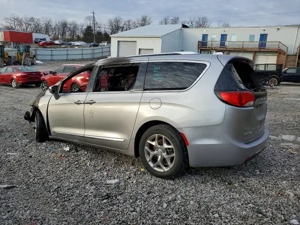 2C4RC1GG5JR170871 2018 CHRYSLER PACIFICA - Image 2