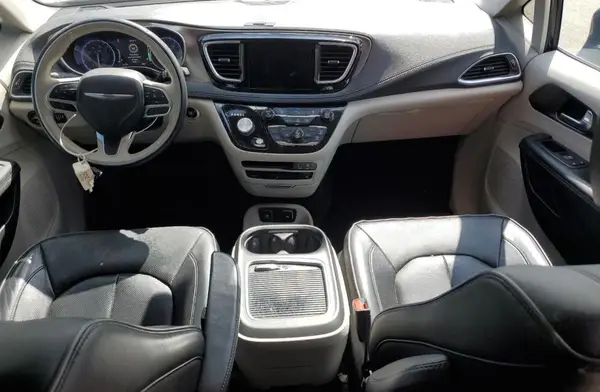 2C4RC1GG5JR229014 2018 CHRYSLER PACIFICA - Image 8