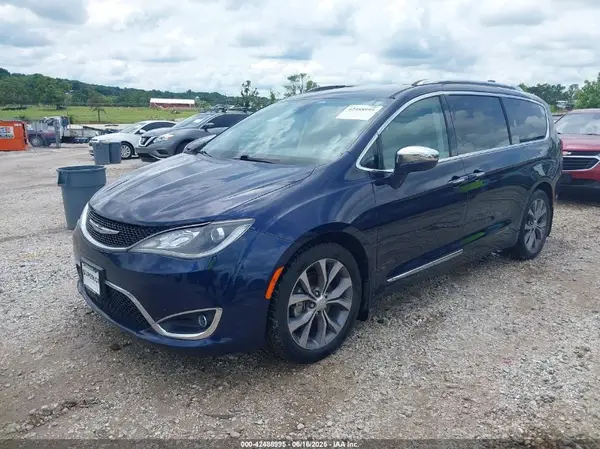 2C4RC1GG5JR234519 2018 CHRYSLER PACIFICA - Image 2