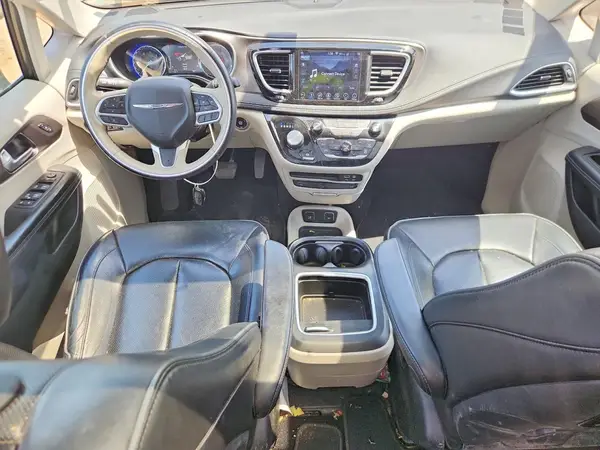 2C4RC1GG5JR263468 2018 CHRYSLER PACIFICA - Image 8