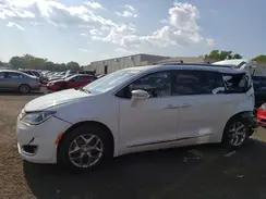 2C4RC1GG5JR289696 2018 CHRYSLER PACIFICA