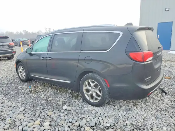 2C4RC1GG5JR320428 2018 CHRYSLER PACIFICA - Image 2