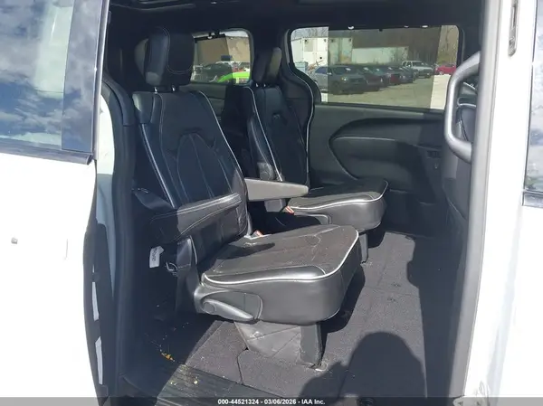 2C4RC1GG5KR569393 2019 CHRYSLER PACIFICA - Image 8