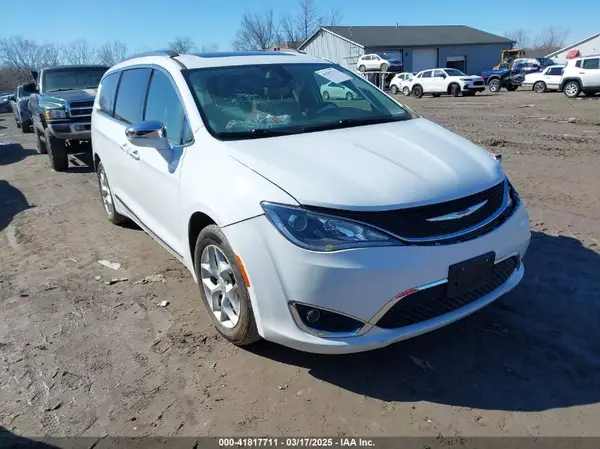 2C4RC1GG5KR730969 2019 CHRYSLER PACIFICA - Image 1