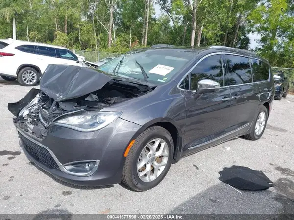 2C4RC1GG5LR156231 2020 CHRYSLER PACIFICA - Image 2