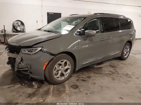 2C4RC1GG5NR180760 2022 CHRYSLER PACIFICA - Image 2