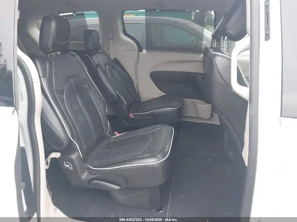 2C4RC1GG5PR520881 2023 CHRYSLER PACIFICA - Image 8