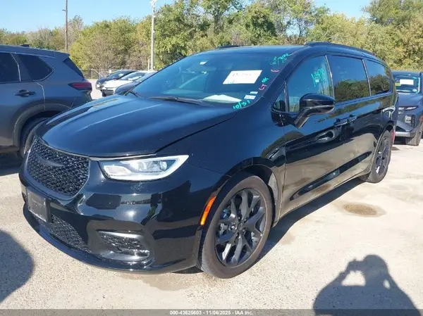 2C4RC1GG5SR570480 2025 CHRYSLER PACIFICA - Image 2