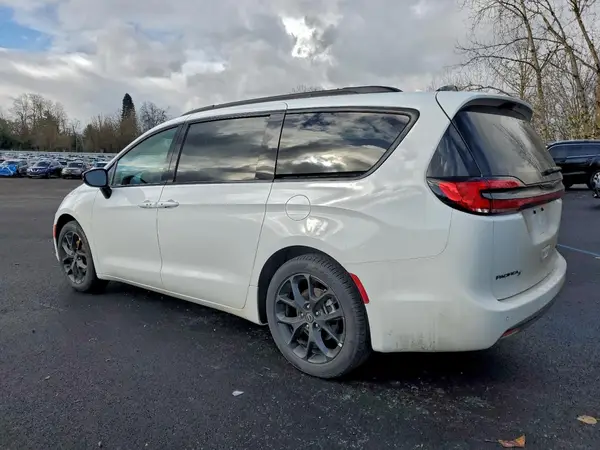2C4RC1GG5SR578076 2025 CHRYSLER PACIFICA - Image 2