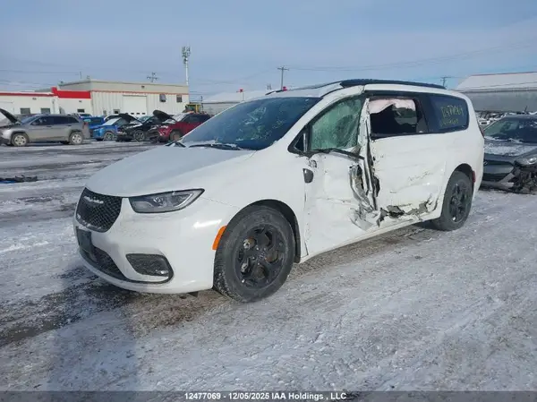 2C4RC1GG5SR602246 2025 CHRYSLER PACIFICA - Image 2