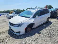 2C4RC1GG6HR504237 2017 CHRYSLER PACIFICA