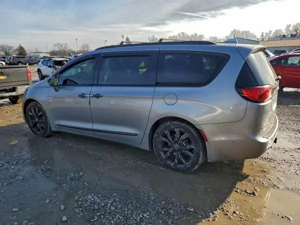 2C4RC1GG6HR505274 2017 CHRYSLER PACIFICA - Image 2