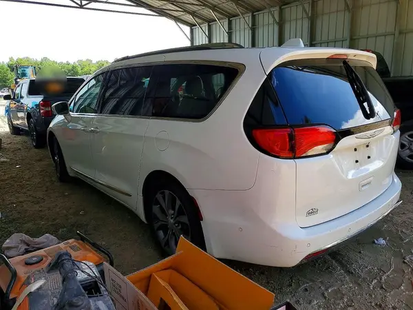 2C4RC1GG6HR505579 2017 CHRYSLER PACIFICA - Image 2