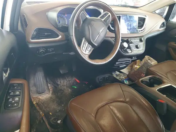 2C4RC1GG6HR505579 2017 CHRYSLER PACIFICA - Image 8