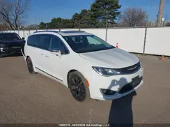 2C4RC1GG6HR518073 2017 CHRYSLER PACIFICA
