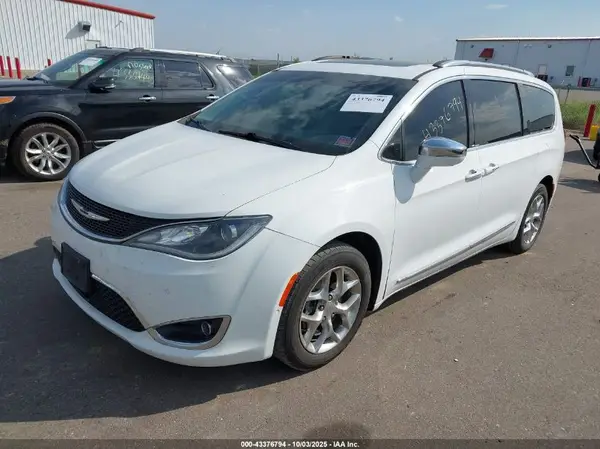 2C4RC1GG6HR527906 2017 CHRYSLER PACIFICA - Image 2