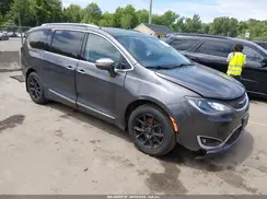2C4RC1GG6HR545323 2017 CHRYSLER PACIFICA