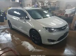 2C4RC1GG6HR565121 2017 CHRYSLER PACIFICA