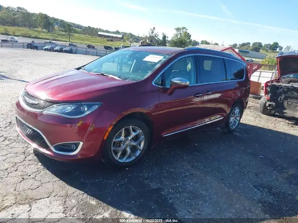 2C4RC1GG6HR565152 2017 CHRYSLER PACIFICA - Image 2