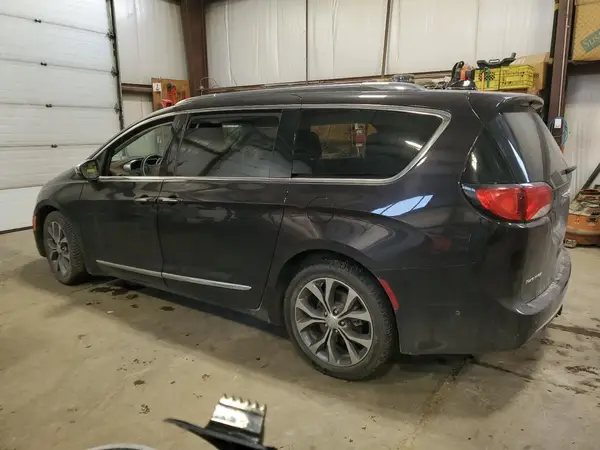 2C4RC1GG6HR628041 2017 CHRYSLER PACIFICA - Image 2