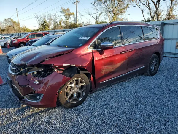 2C4RC1GG6HR635880 2017 CHRYSLER PACIFICA - Image 1