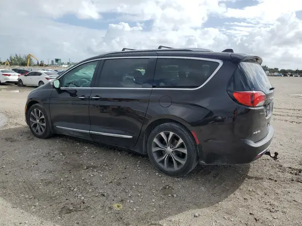 2C4RC1GG6HR636253 2017 CHRYSLER PACIFICA - Image 2