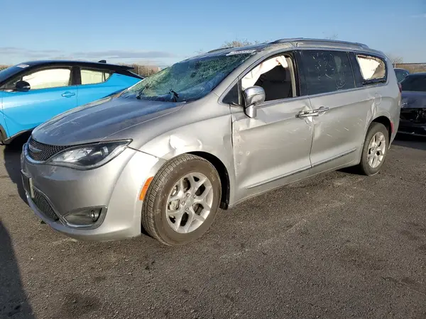 2C4RC1GG6HR656728 2017 CHRYSLER PACIFICA - Image 1