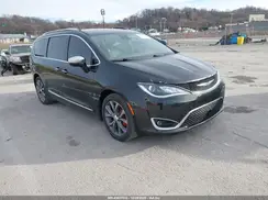 2C4RC1GG6HR676882 2017 CHRYSLER PACIFICA