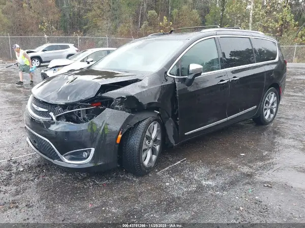 2C4RC1GG6HR703515 2017 CHRYSLER PACIFICA - Image 2