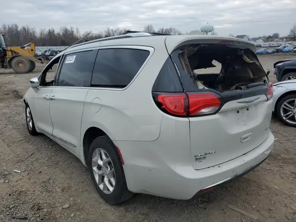 2C4RC1GG6HR709105 2017 CHRYSLER PACIFICA - Image 2