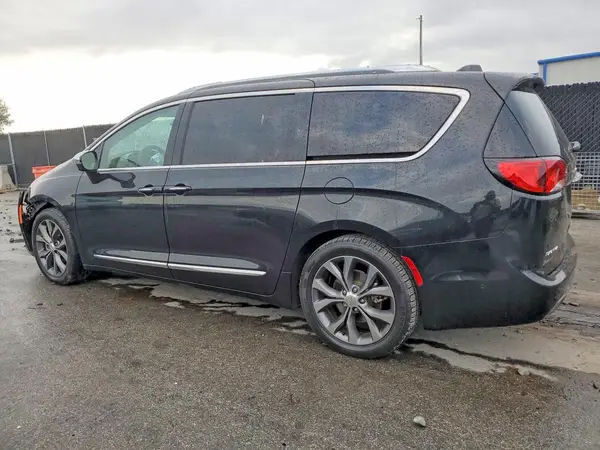 2C4RC1GG6HR747904 2017 CHRYSLER PACIFICA - Image 2