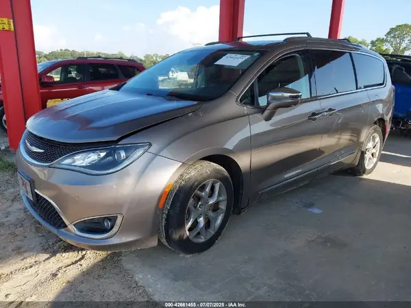 2C4RC1GG6HR785858 2017 CHRYSLER PACIFICA - Image 2