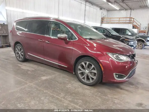 2C4RC1GG6HR810970 2017 CHRYSLER PACIFICA - Image 1