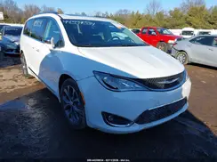 2C4RC1GG6HR817384 2017 CHRYSLER PACIFICA