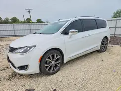 2C4RC1GG6HR841667 2017 CHRYSLER PACIFICA