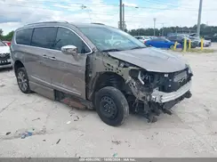 2C4RC1GG6HR854788 2017 CHRYSLER PACIFICA