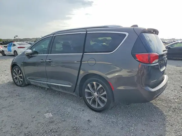 2C4RC1GG6JR106791 2018 CHRYSLER PACIFICA - Image 2