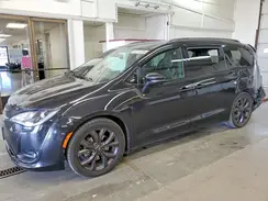 2C4RC1GG6JR165128 2018 CHRYSLER PACIFICA