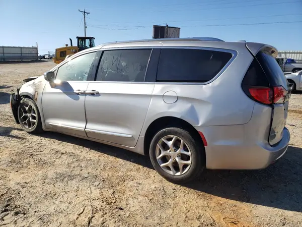 2C4RC1GG6JR170815 2018 CHRYSLER PACIFICA - Image 2