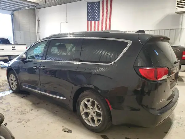 2C4RC1GG6JR227031 2018 CHRYSLER PACIFICA - Image 2