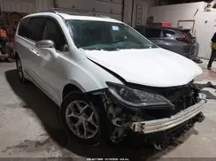 2C4RC1GG6JR232746 2018 CHRYSLER PACIFICA